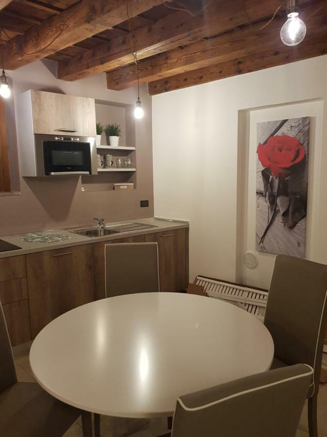Appartamento Casa Rossella Verona Esterno foto